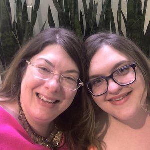 Meet your Poshers, Chandra & Hallie